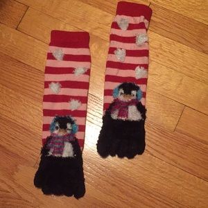 Fuzzy Penguin Toe Socks